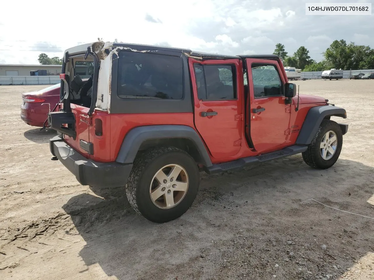 2013 Jeep Wrangler Unlimited Sport VIN: 1C4HJWDG7DL701682 Lot: 63284464