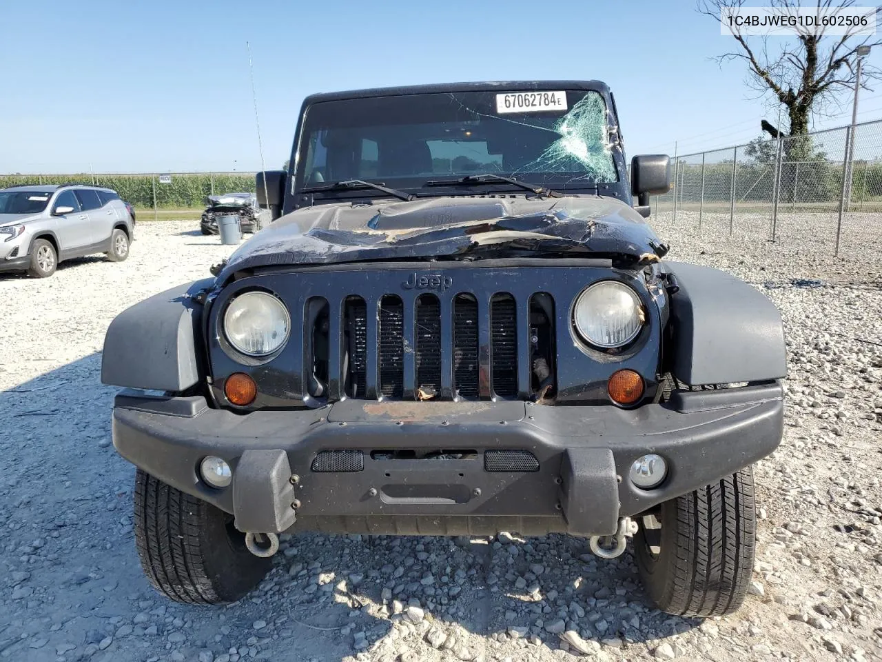 1C4BJWEG1DL602506 2013 Jeep Wrangler Unlimited Sahara