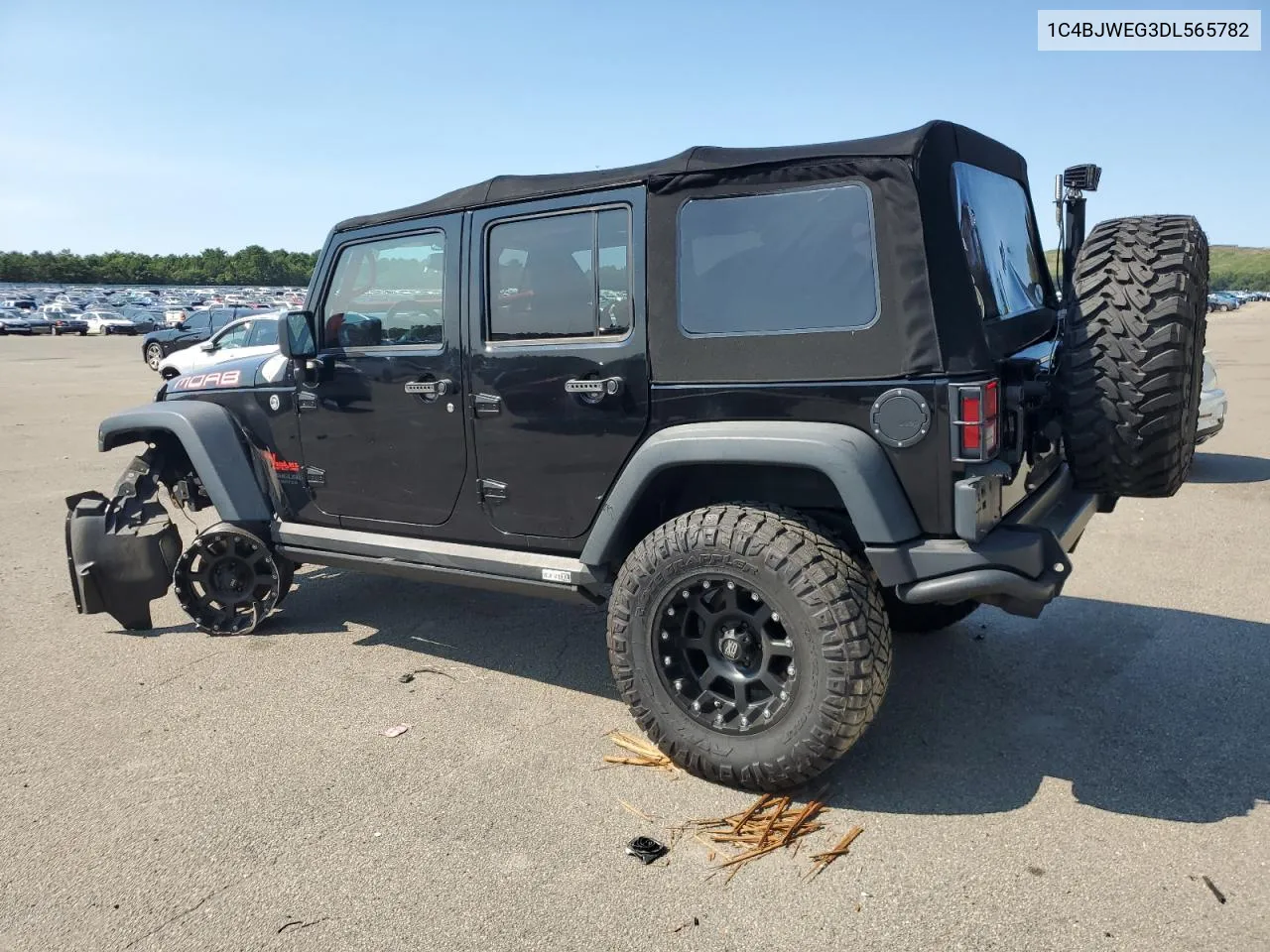 1C4BJWEG3DL565782 2013 Jeep Wrangler Unlimited Sahara