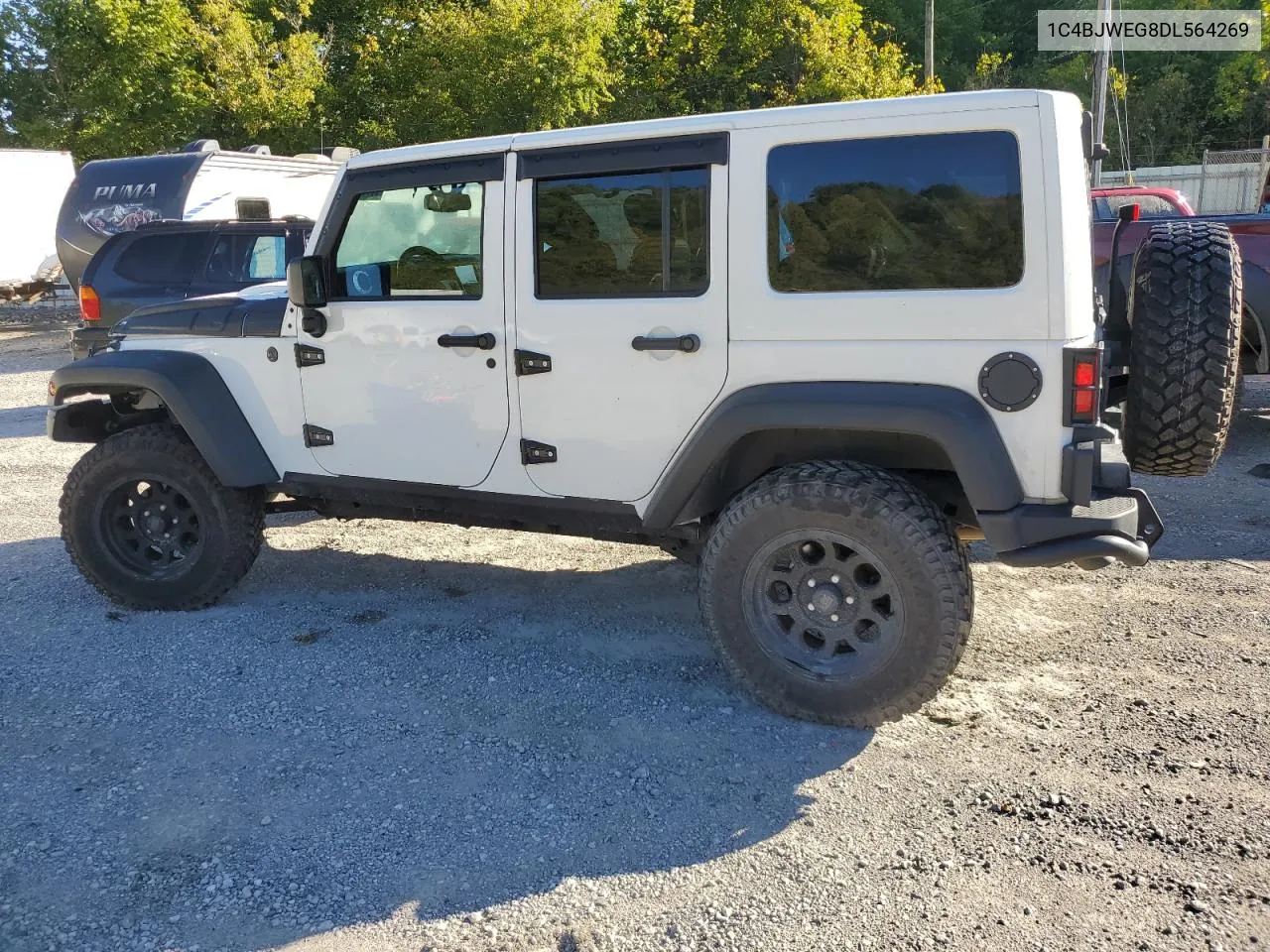 1C4BJWEG8DL564269 2013 Jeep Wrangler Unlimited Sahara