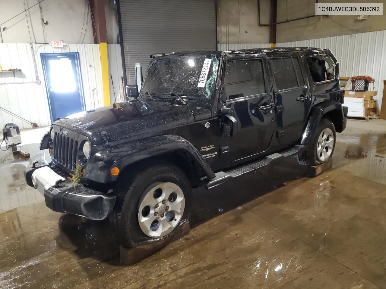 1C4BJWEG3DL506392 2013 Jeep Wrangler Unlimited Sahara