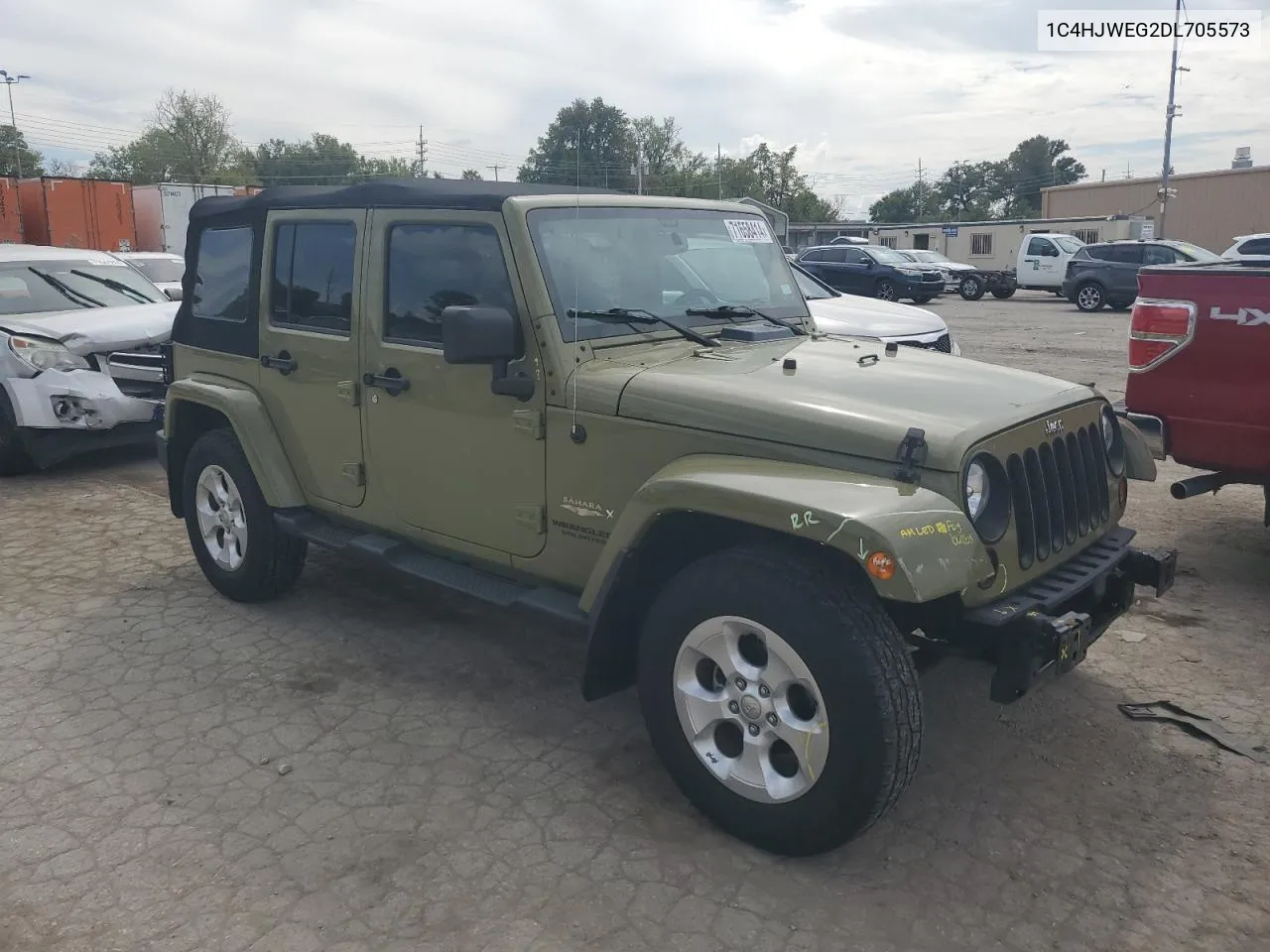 1C4HJWEG2DL705573 2013 Jeep Wrangler Unlimited Sahara