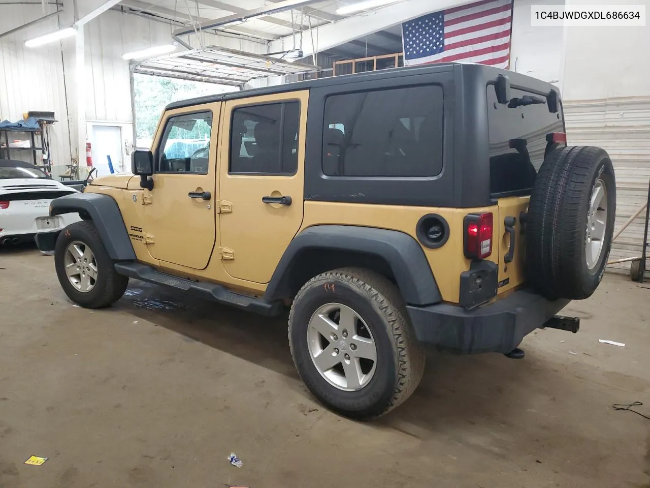 2013 Jeep Wrangler Unlimited Sport VIN: 1C4BJWDGXDL686634 Lot: 72168284