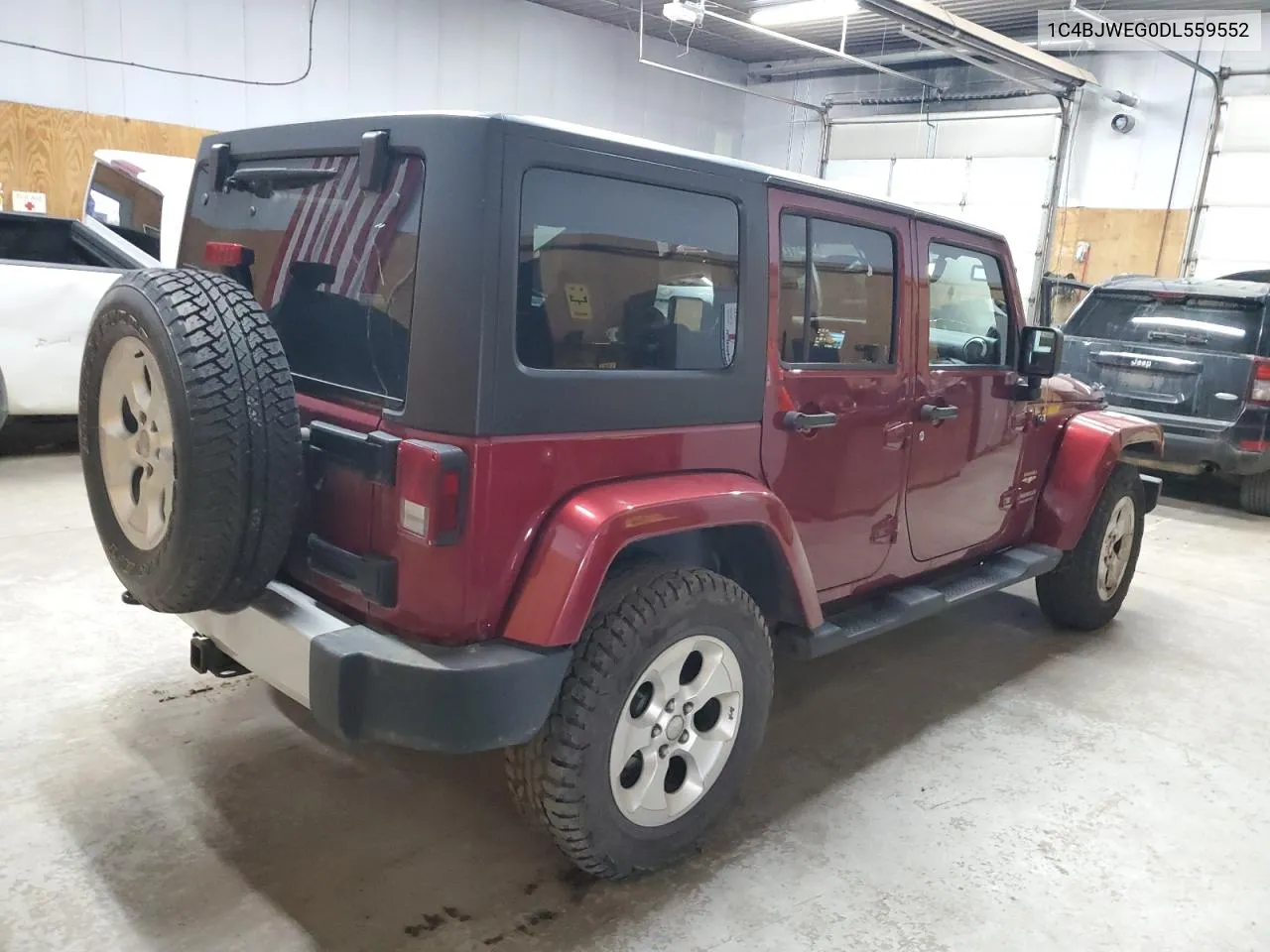 1C4BJWEG0DL559552 2013 Jeep Wrangler Unlimited Sahara