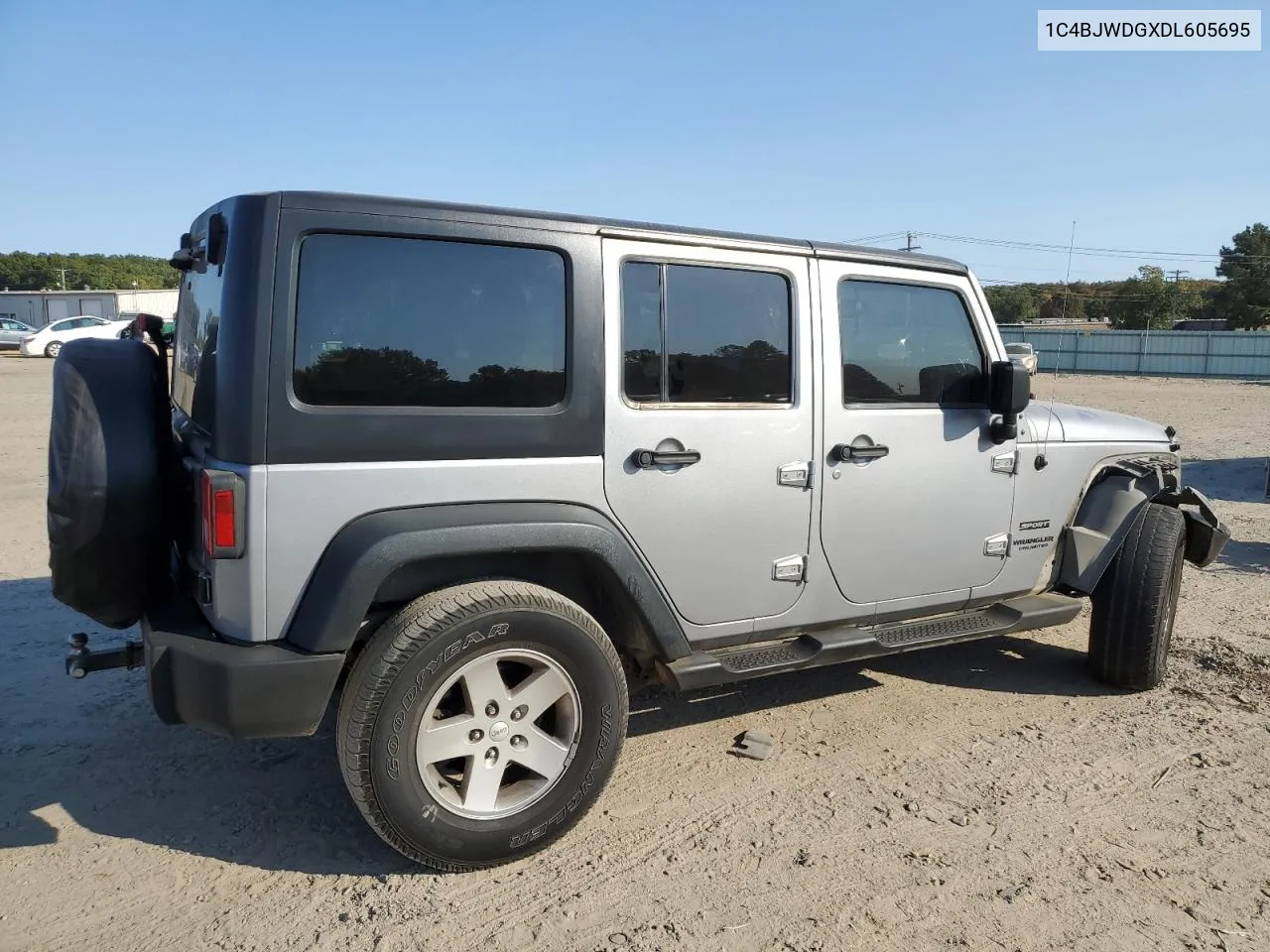 2013 Jeep Wrangler Unlimited Sport VIN: 1C4BJWDGXDL605695 Lot: 75552094