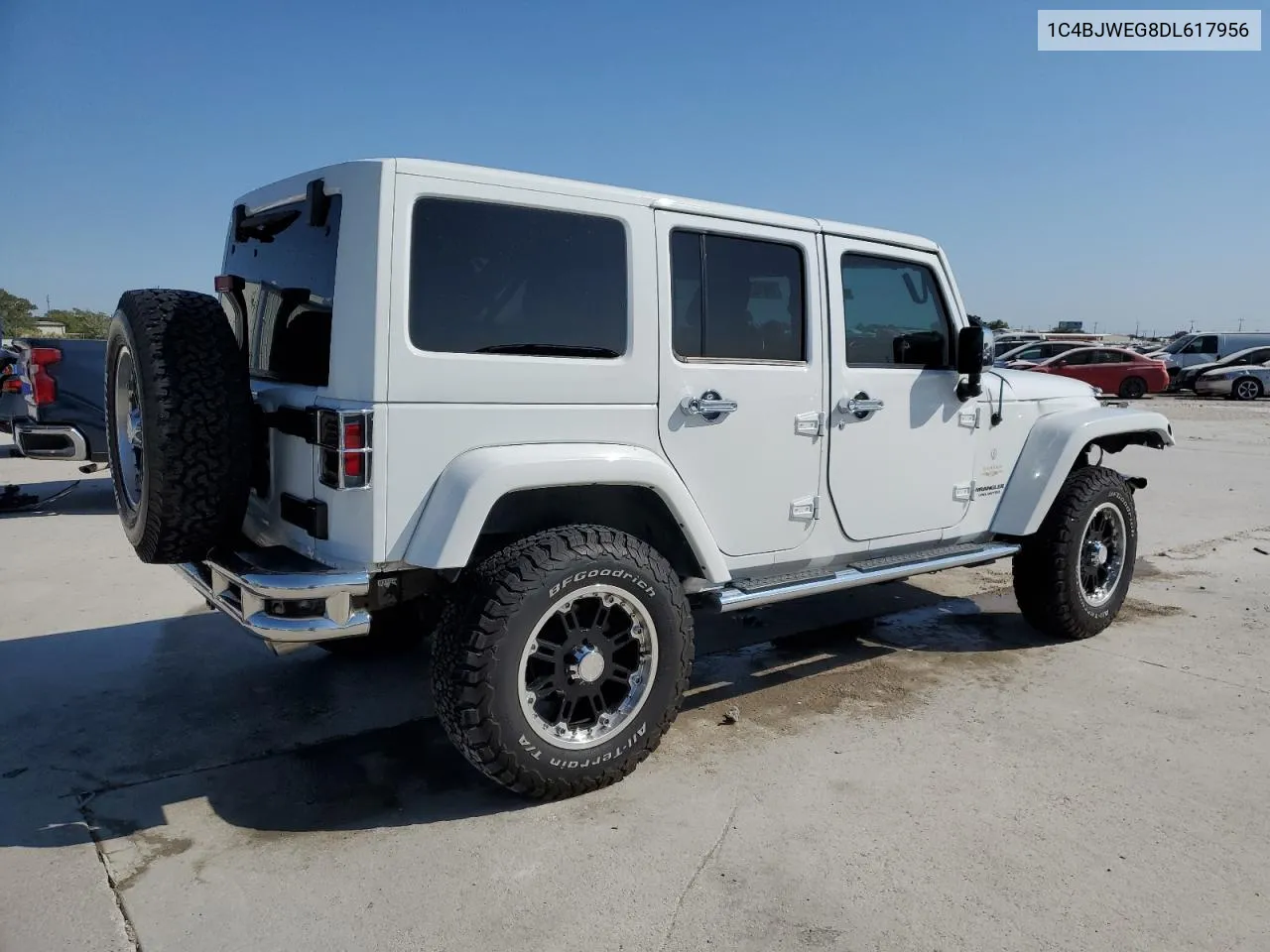 1C4BJWEG8DL617956 2013 Jeep Wrangler Unlimited Sahara