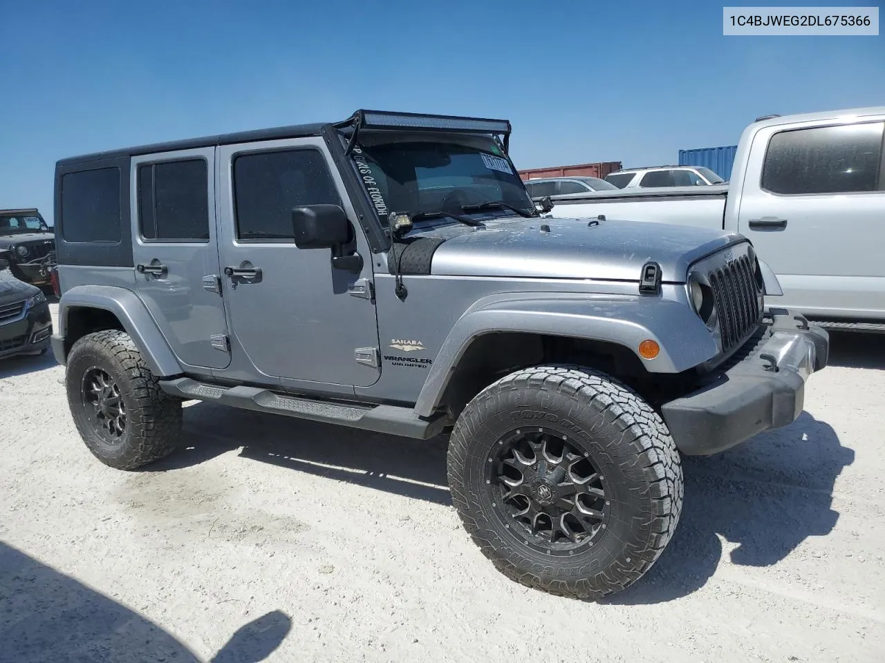 1C4BJWEG2DL675366 2013 Jeep Wrangler Unlimited Sahara