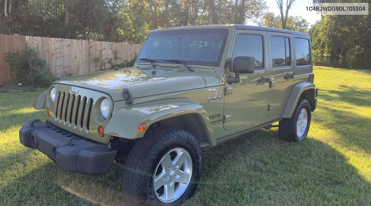 2013 Jeep Wrangler Unlimited Sport VIN: 1C4BJWDG9DL705304 Lot: 77259244