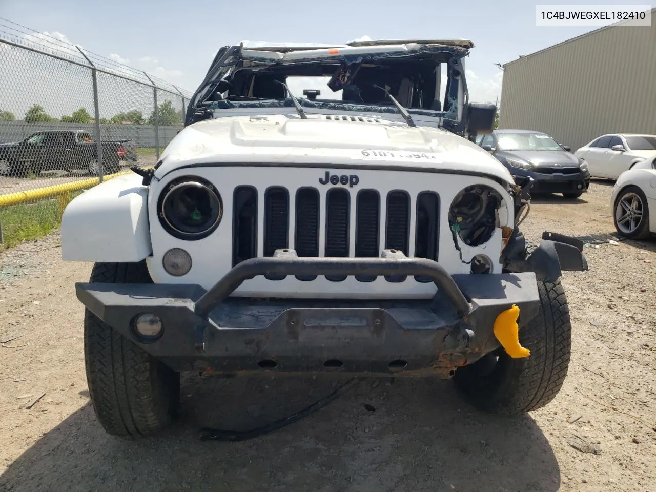 1C4BJWEGXEL182410 2014 Jeep Wrangler Unlimited Sahara