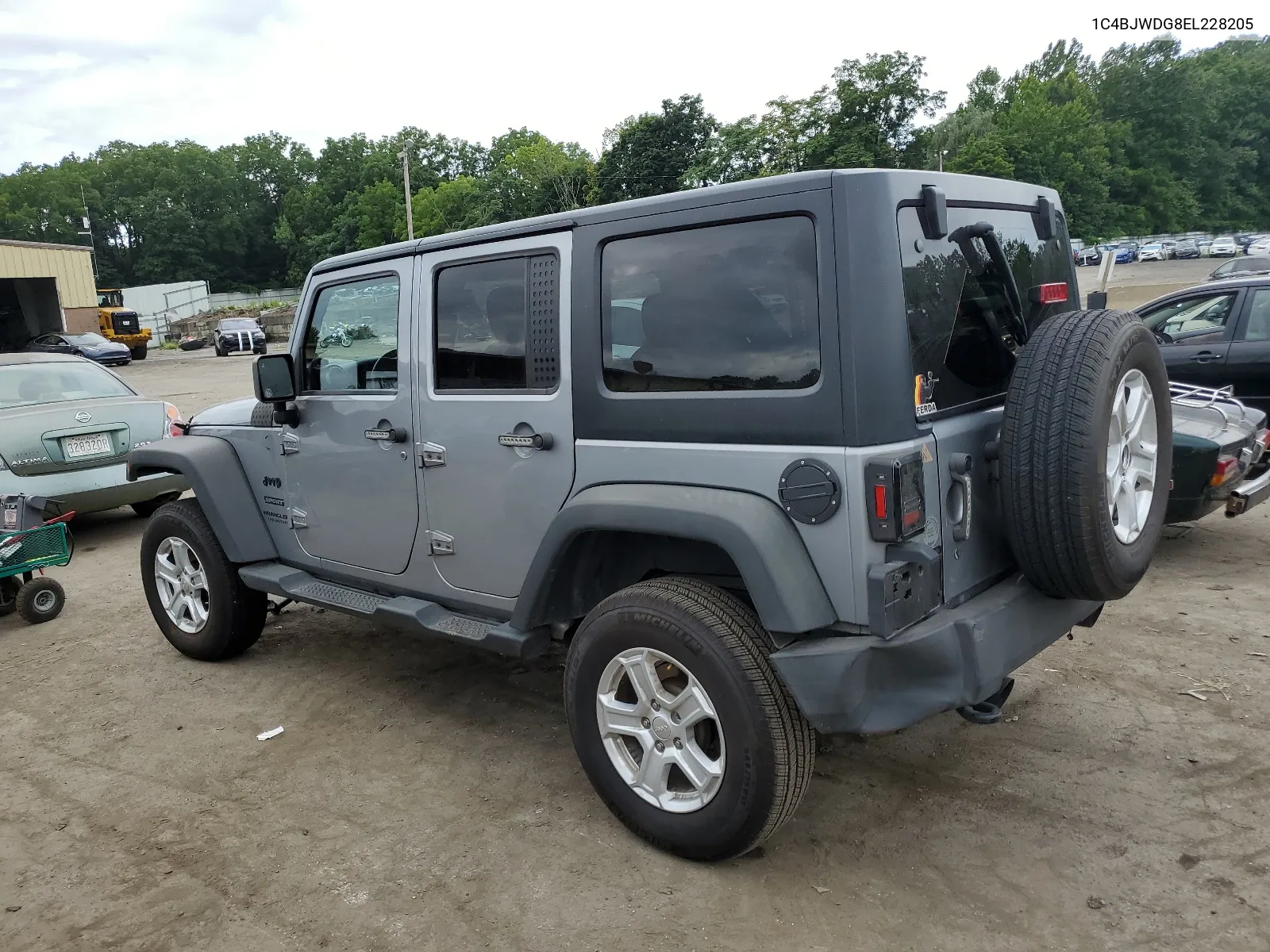 2014 Jeep Wrangler Unlimited Sport VIN: 1C4BJWDG8EL228205 Lot: 64989024