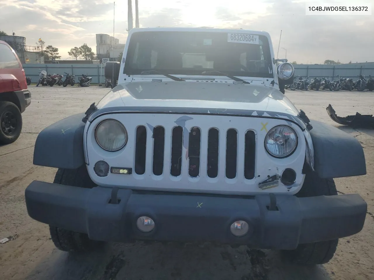 1C4BJWDG5EL136372 2014 Jeep Wrangler Unlimited Sport