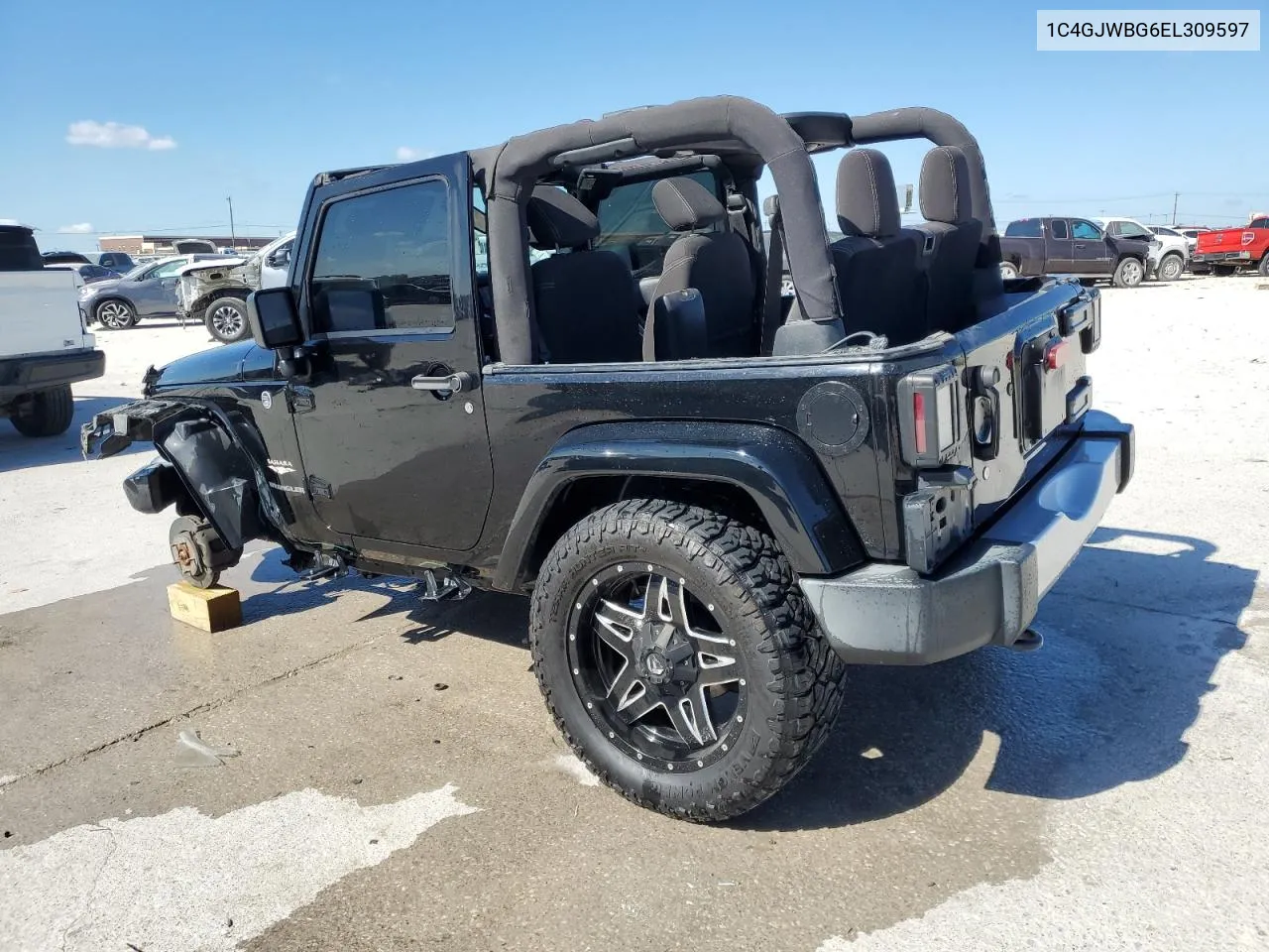 1C4GJWBG6EL309597 2014 Jeep Wrangler Sahara