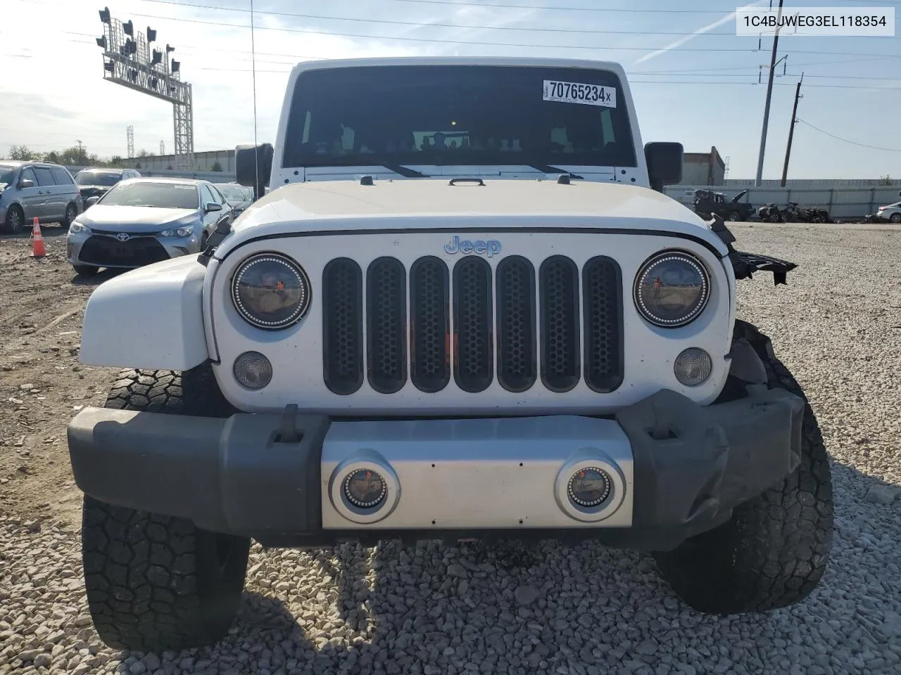 1C4BJWEG3EL118354 2014 Jeep Wrangler Unlimited Sahara