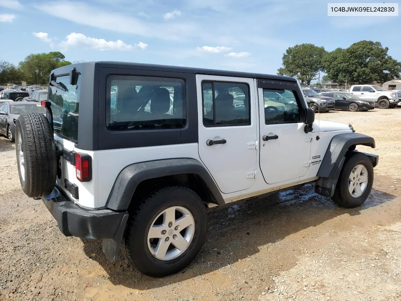 2014 Jeep Wrangler Unlimited Sport VIN: 1C4BJWKG9EL242830 Lot: 71980344