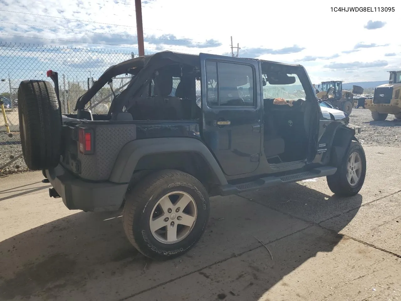 2014 Jeep Wrangler Unlimited Sport VIN: 1C4HJWDG8EL113095 Lot: 75283604