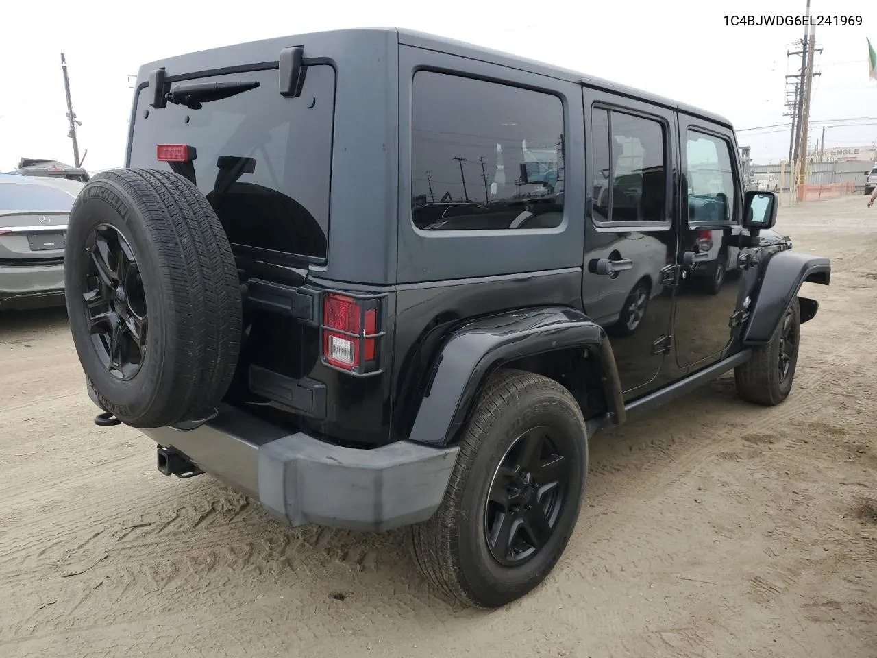 2014 Jeep Wrangler Unlimited Sport VIN: 1C4BJWDG6EL241969 Lot: 75728654