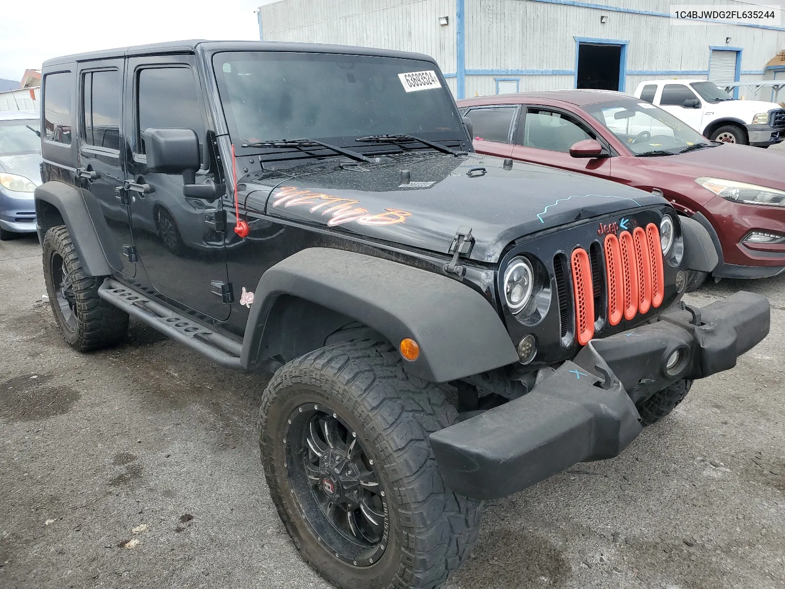 1C4BJWDG2FL635244 2015 Jeep Wrangler Unlimited Sport