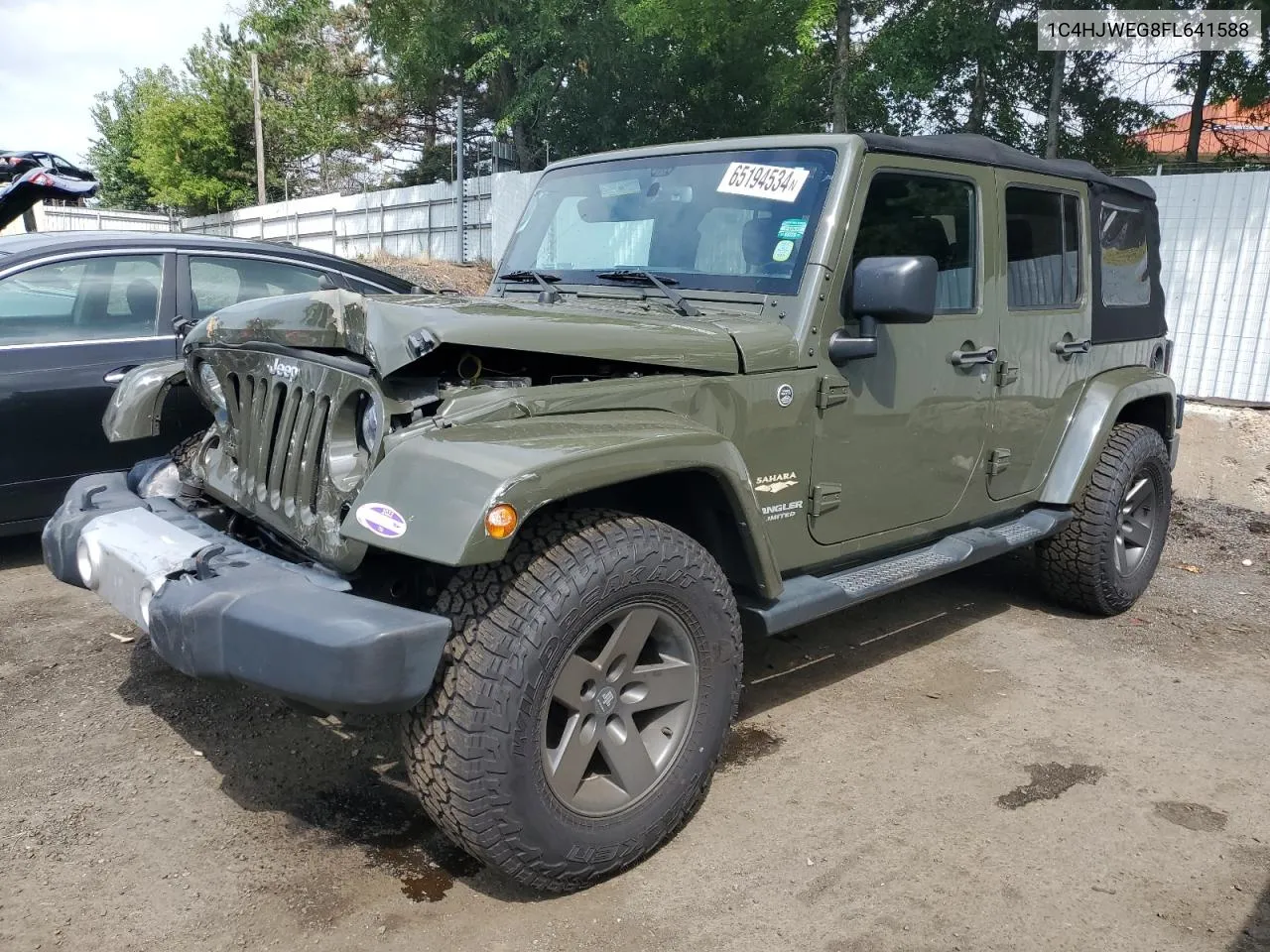 1C4HJWEG8FL641588 2015 Jeep Wrangler Unlimited Sahara