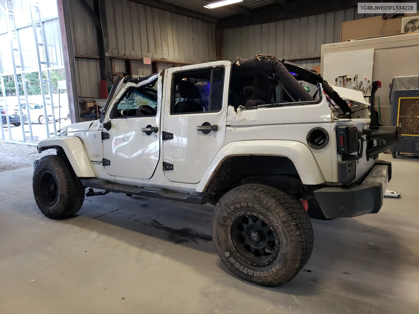 1C4BJWEG5FL534228 2015 Jeep Wrangler Unlimited Sahara