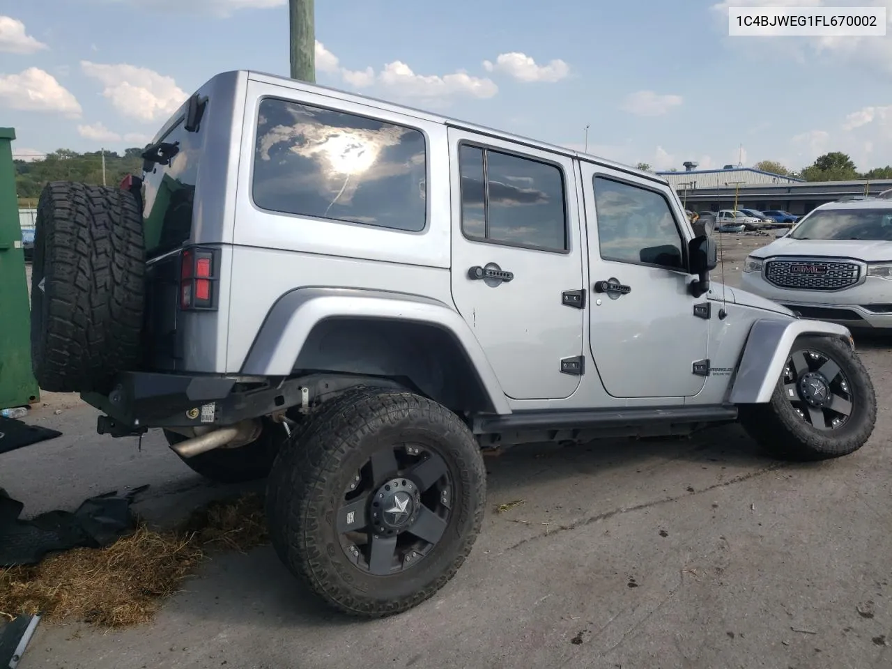 1C4BJWEG1FL670002 2015 Jeep Wrangler Unlimited Sahara