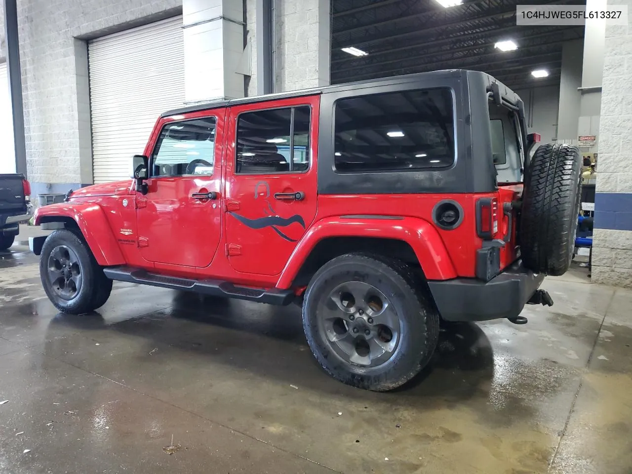 2015 Jeep Wrangler Unlimited Sahara VIN: 1C4HJWEG5FL613327 Lot: 70233214