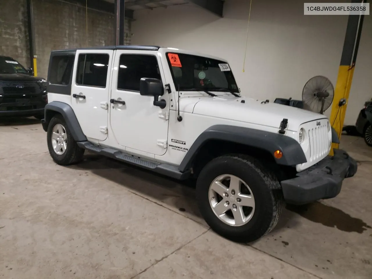 1C4BJWDG4FL536358 2015 Jeep Wrangler Unlimited Sport