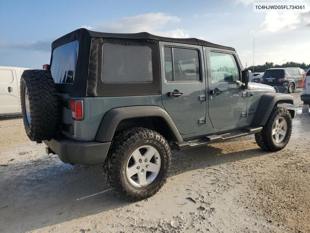 2015 Jeep Wrangler Unlimited Sport VIN: 1C4HJWDG5FL734361 Lot: 73649424