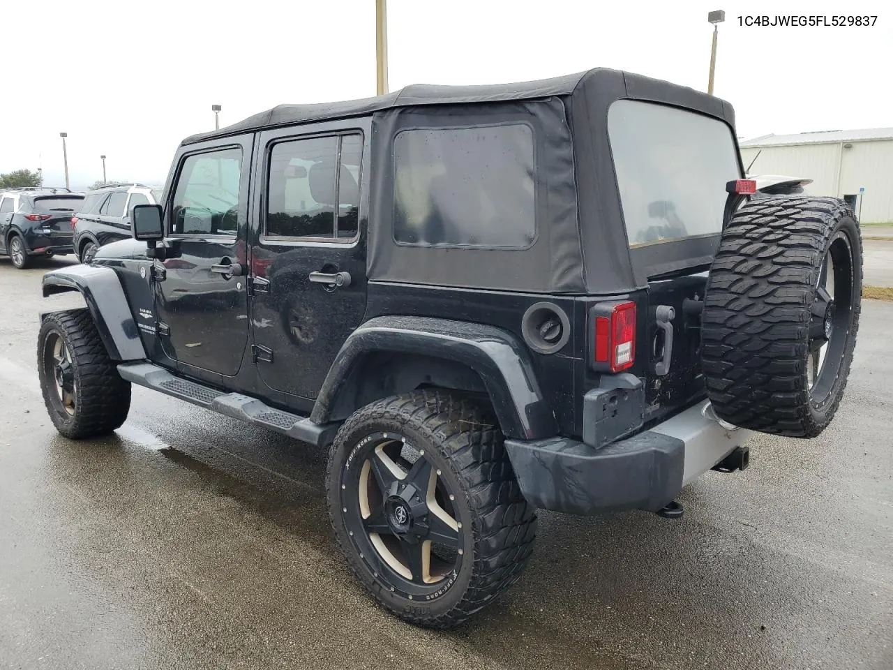 2015 Jeep Wrangler Unlimited Sahara VIN: 1C4BJWEG5FL529837 Lot: 75117454