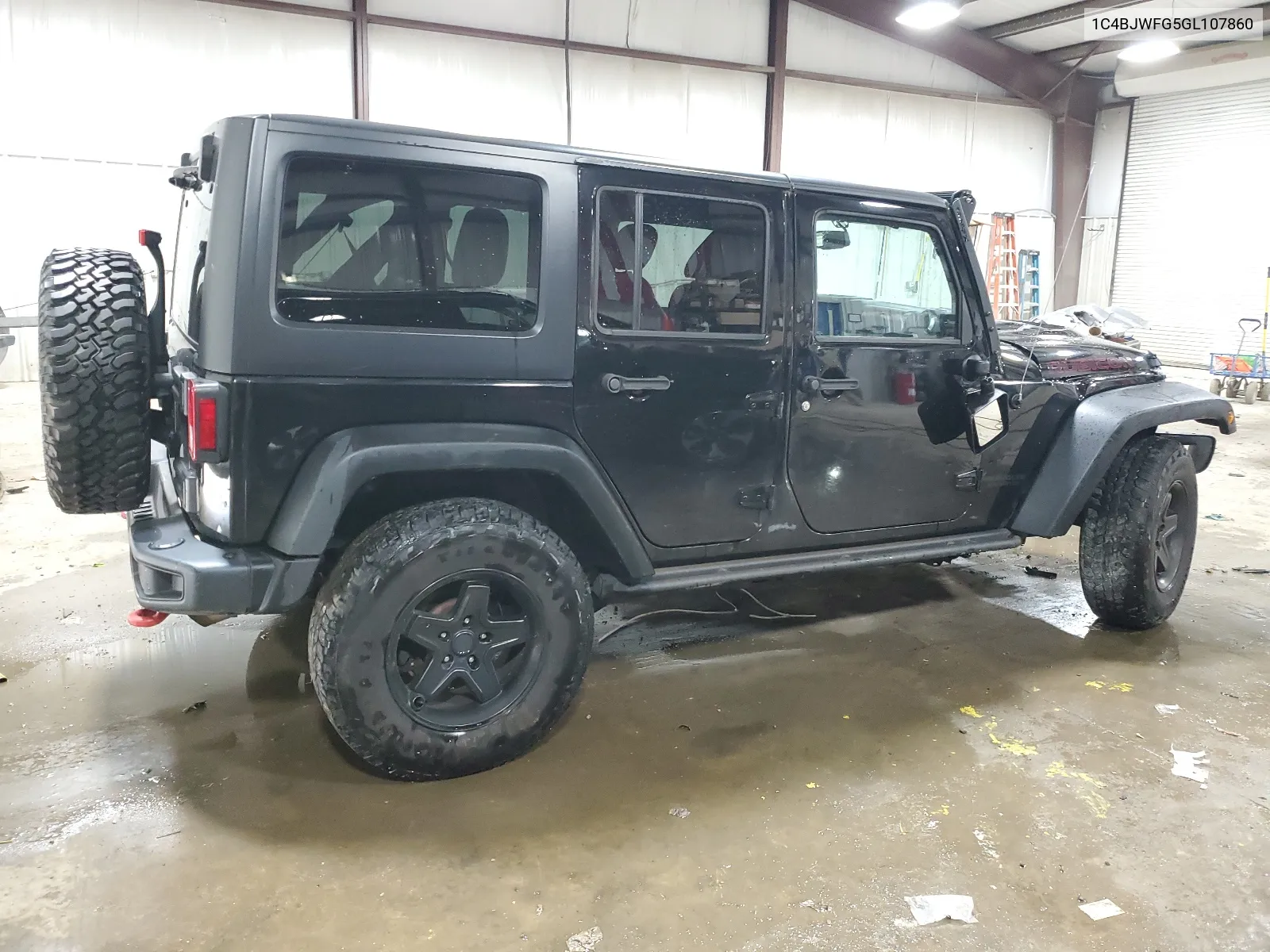 1C4BJWFG5GL107860 2016 Jeep Wrangler Unlimited Rubicon