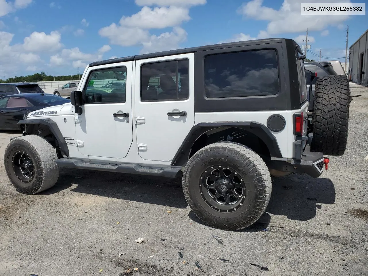 2016 Jeep Wrangler Unlimited Sport VIN: 1C4BJWKG3GL266382 Lot: 58852384