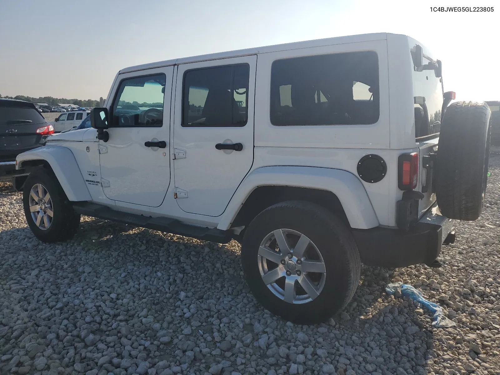 1C4BJWEG5GL223805 2016 Jeep Wrangler Unlimited Sahara