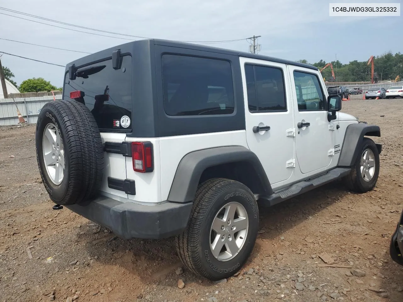 2016 Jeep Wrangler Unlimited Sport VIN: 1C4BJWDG3GL325332 Lot: 64940654