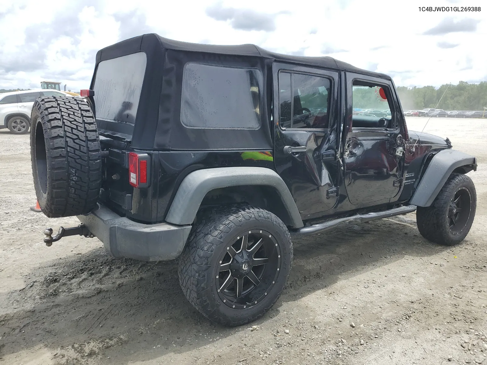 1C4BJWDG1GL269388 2016 Jeep Wrangler Unlimited Sport