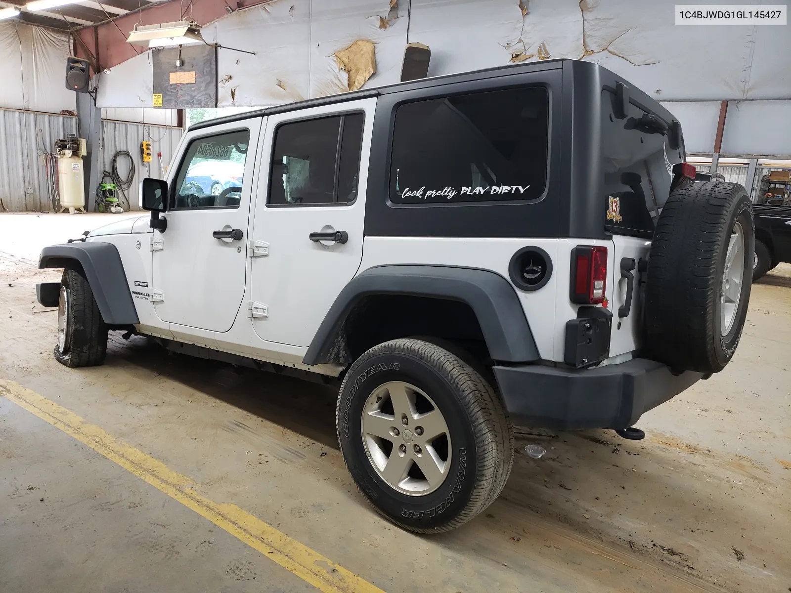 1C4BJWDG1GL145427 2016 Jeep Wrangler Unlimited Sport