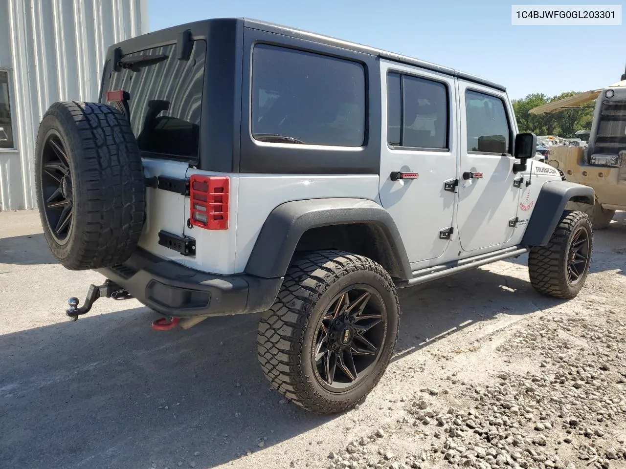 1C4BJWFG0GL203301 2016 Jeep Wrangler Unlimited Rubicon