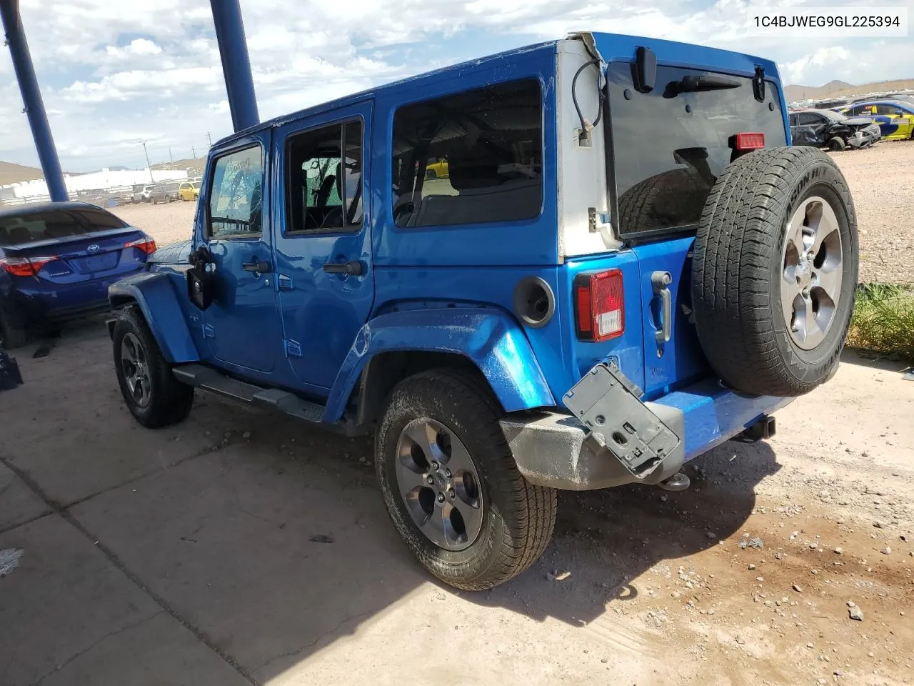 1C4BJWEG9GL225394 2016 Jeep Wrangler Unlimited Sahara