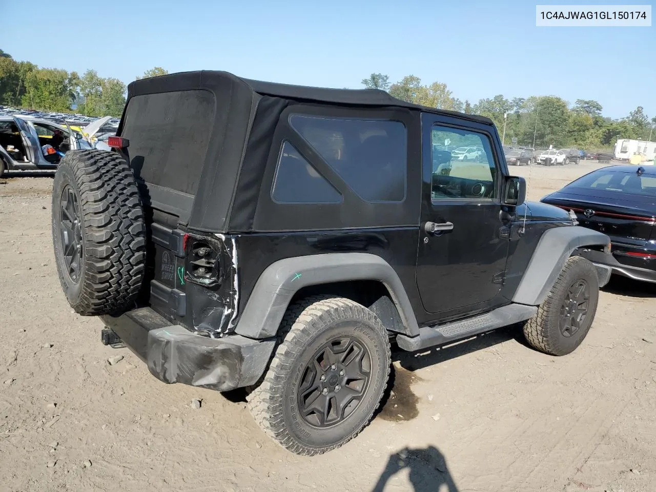 2016 Jeep Wrangler Sport VIN: 1C4AJWAG1GL150174 Lot: 71352454