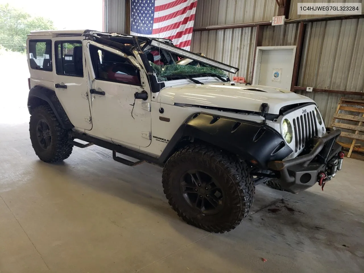 1C4HJWEG7GL323284 2016 Jeep Wrangler Unlimited Sahara