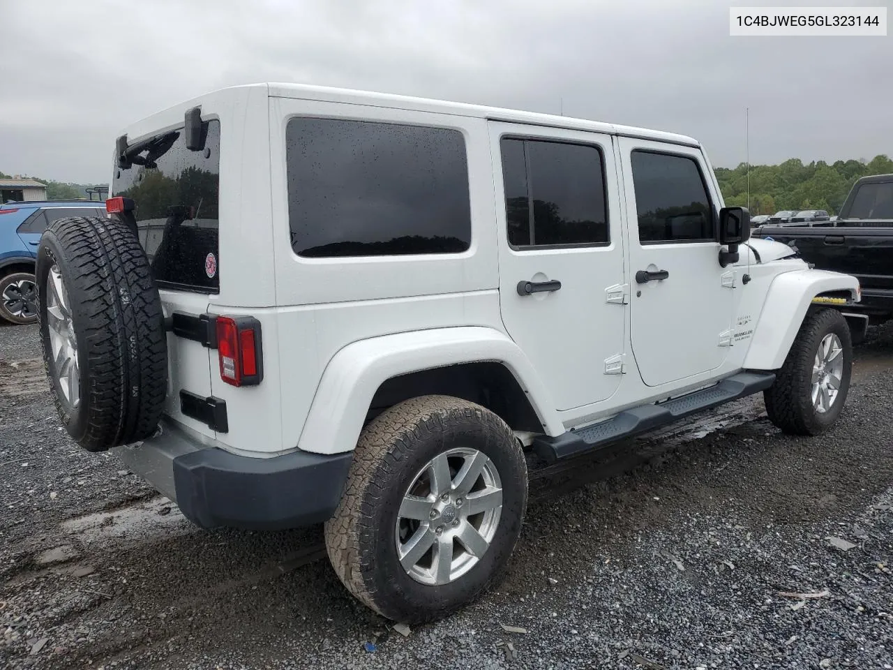 1C4BJWEG5GL323144 2016 Jeep Wrangler Unlimited Sahara