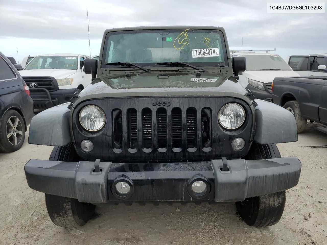 2016 Jeep Wrangler Unlimited Sport VIN: 1C4BJWDG5GL103293 Lot: 75064074