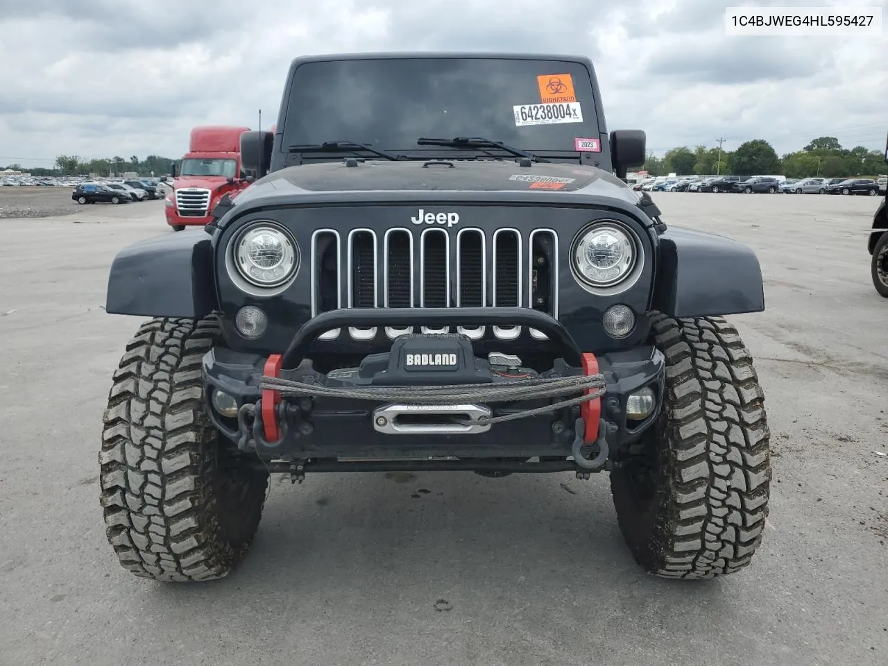 1C4BJWEG4HL595427 2017 Jeep Wrangler Unlimited Sahara