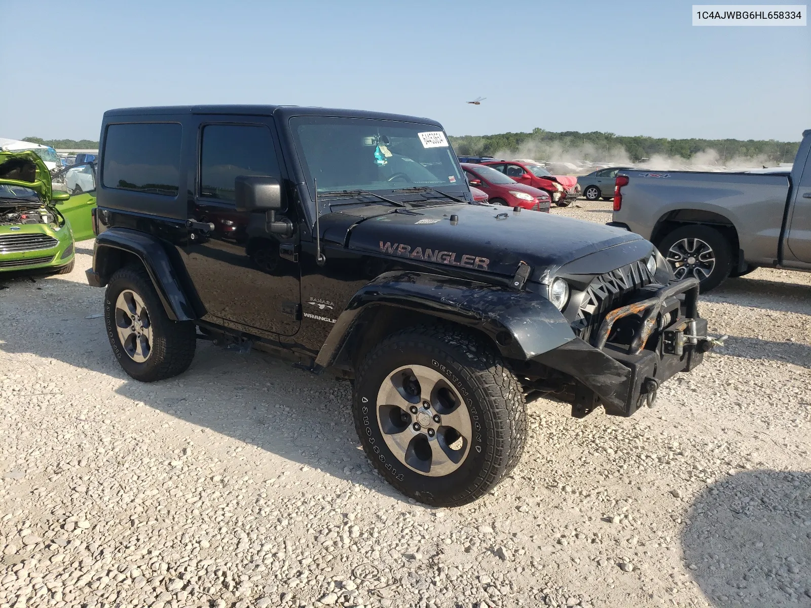 1C4AJWBG6HL658334 2017 Jeep Wrangler Sahara