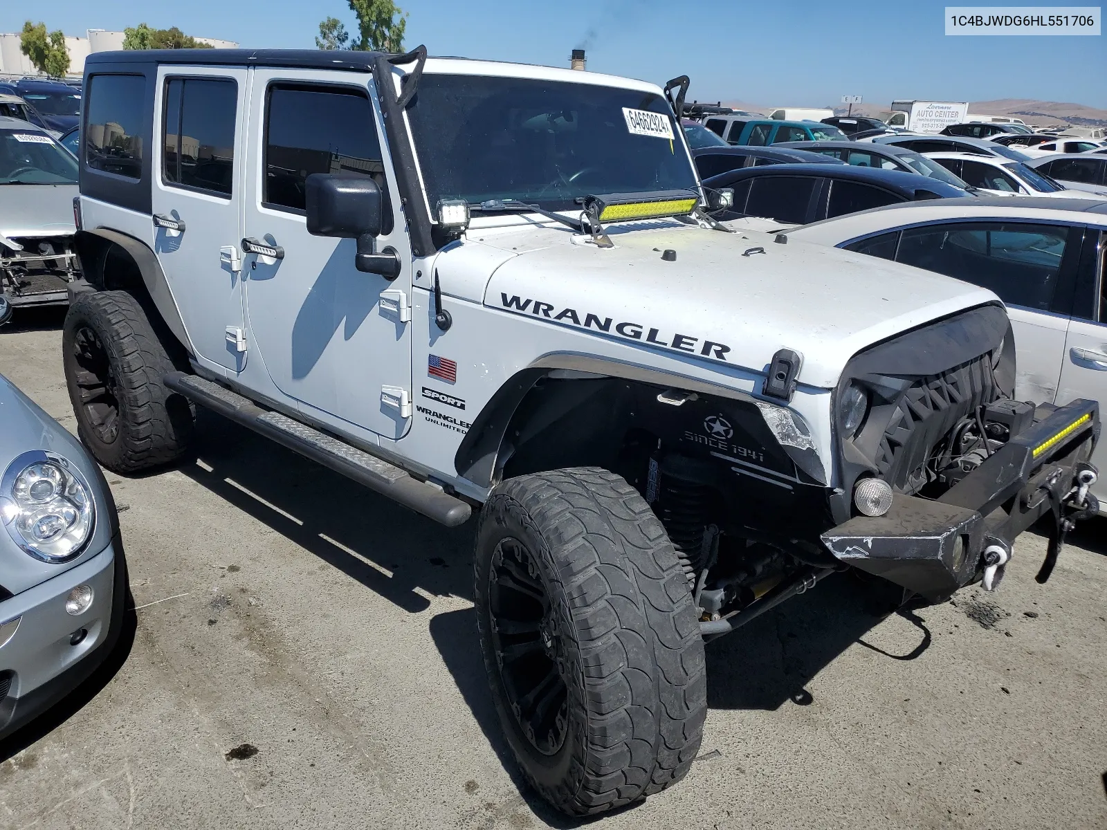 1C4BJWDG6HL551706 2017 Jeep Wrangler Unlimited Sport