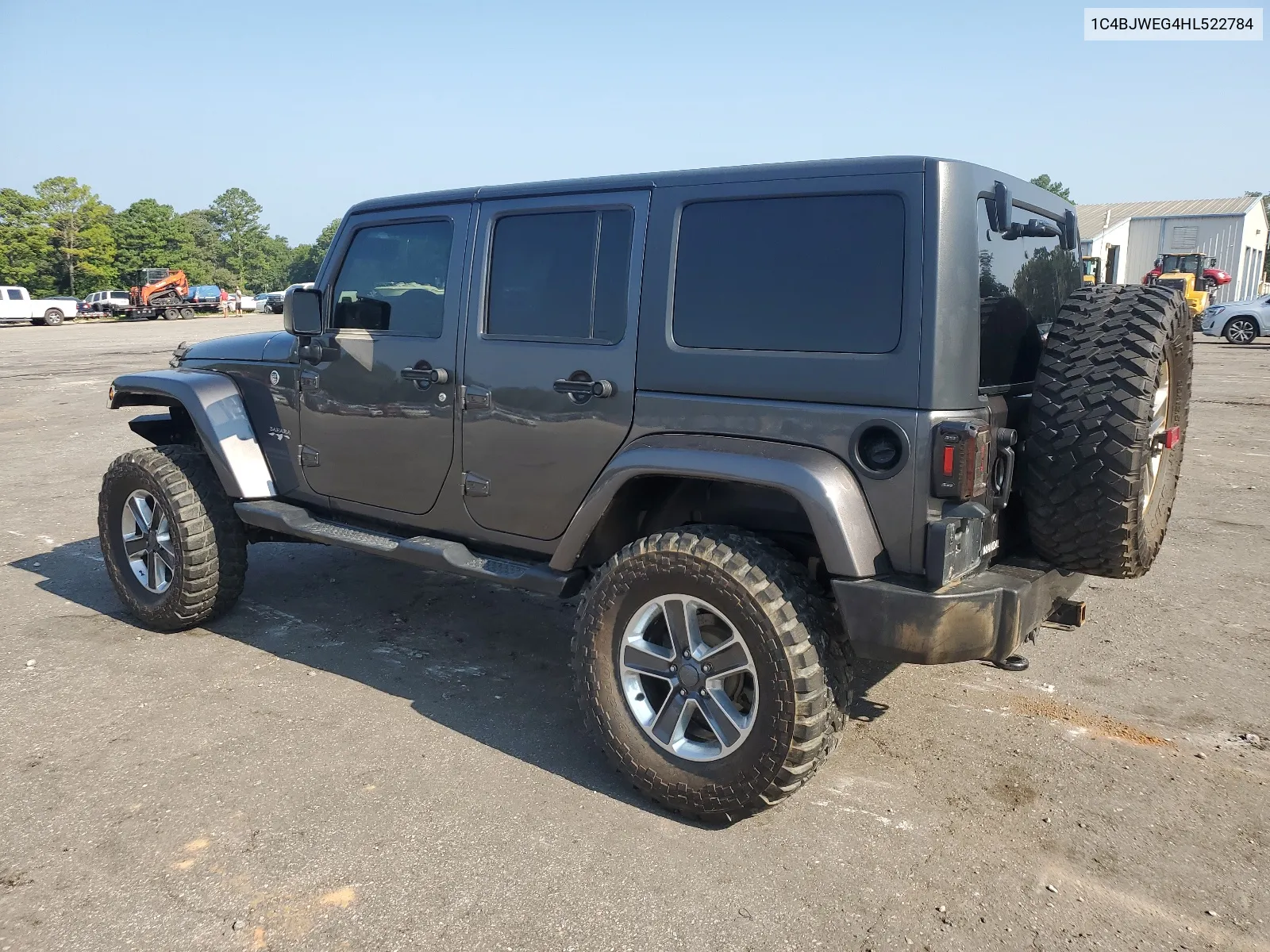 1C4BJWEG4HL522784 2017 Jeep Wrangler Unlimited Sahara