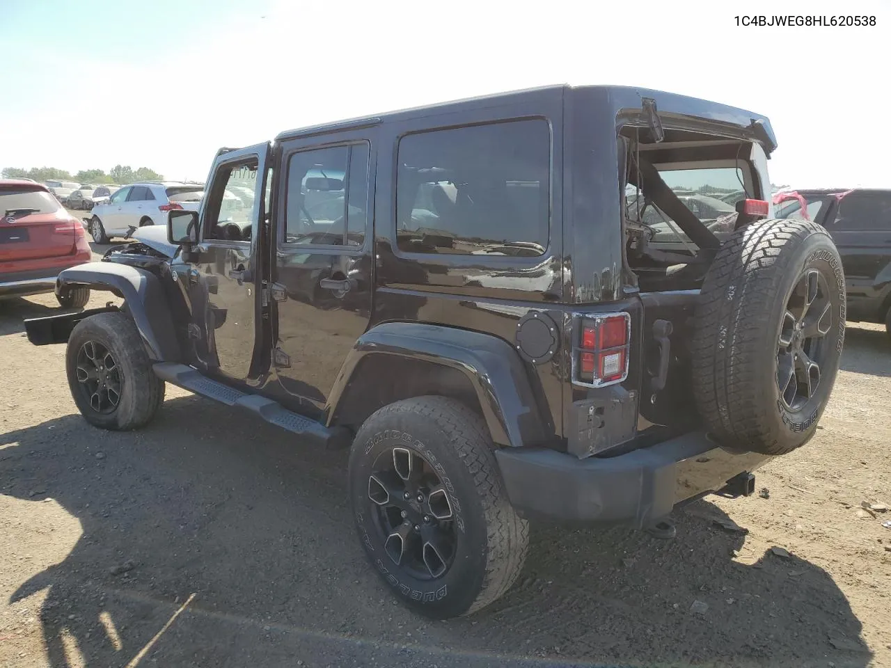 2017 Jeep Wrangler Unlimited Sahara VIN: 1C4BJWEG8HL620538 Lot: 71671714