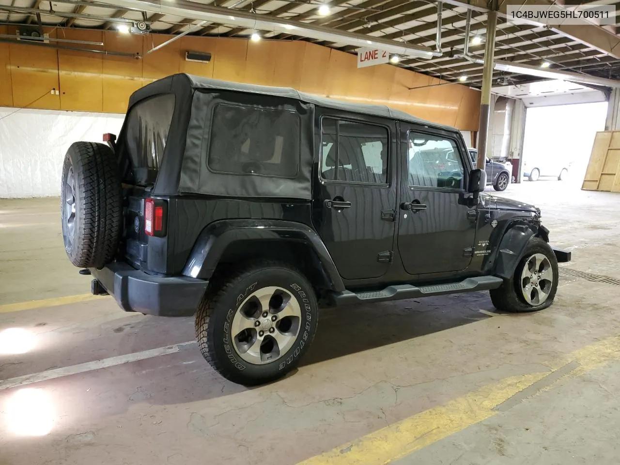 2017 Jeep Wrangler Unlimited Sahara VIN: 1C4BJWEG5HL700511 Lot: 71957364