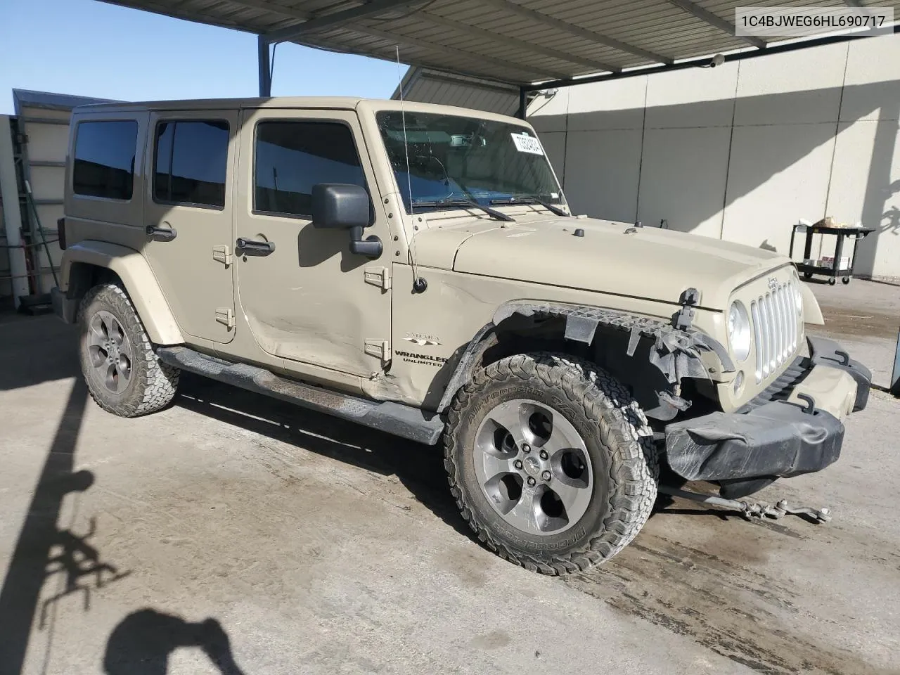 1C4BJWEG6HL690717 2017 Jeep Wrangler Unlimited Sahara