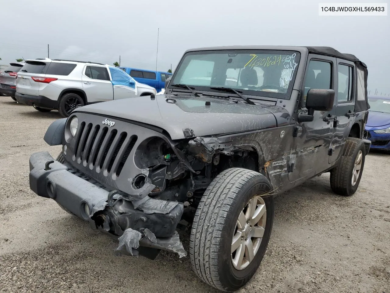 1C4BJWDGXHL569433 2017 Jeep Wrangler Unlimited Sport