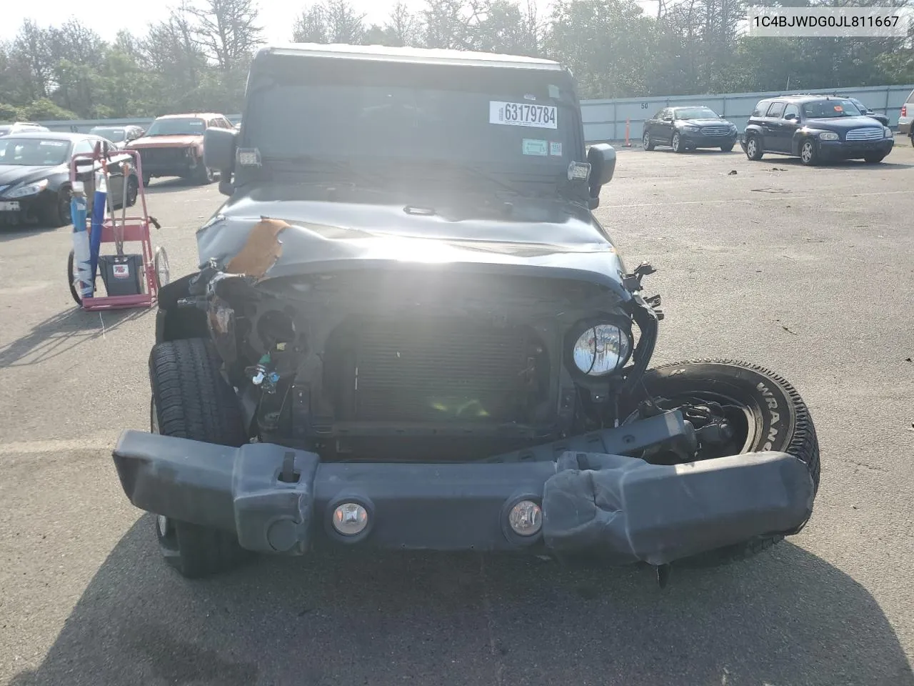 1C4BJWDG0JL811667 2018 Jeep Wrangler Unlimited Sport