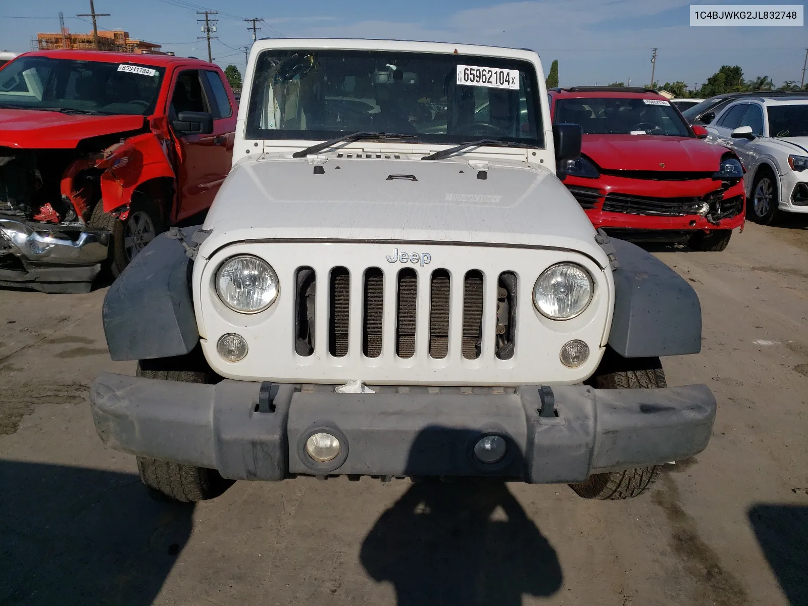 1C4BJWKG2JL832748 2018 Jeep Wrangler Unlimited Sport